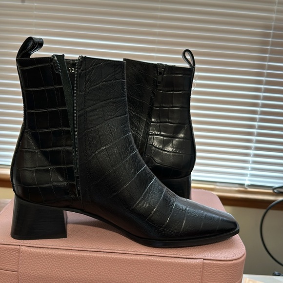 ALBERTO ZAGO BLACK CROC LEATHER ANKLE BOOT 37 1/2  FITS LIKE A 7 US ITALY - Picture 7 of 16